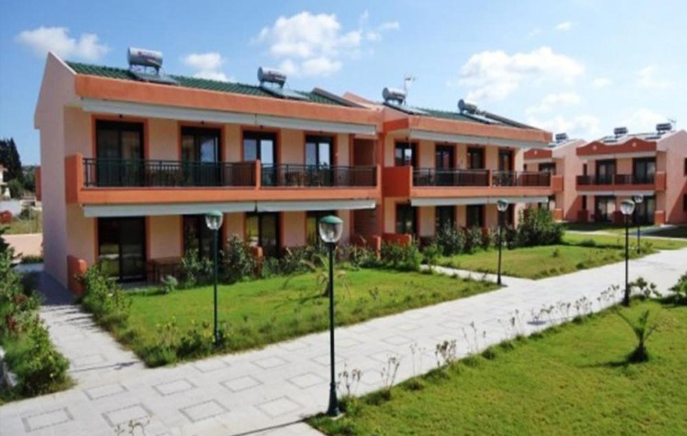 Stefania Sun Apartments Nikíti Eksteriør bilde