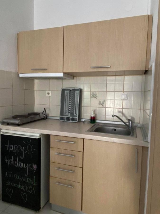 Stefania Sun Apartments Nikíti Eksteriør bilde